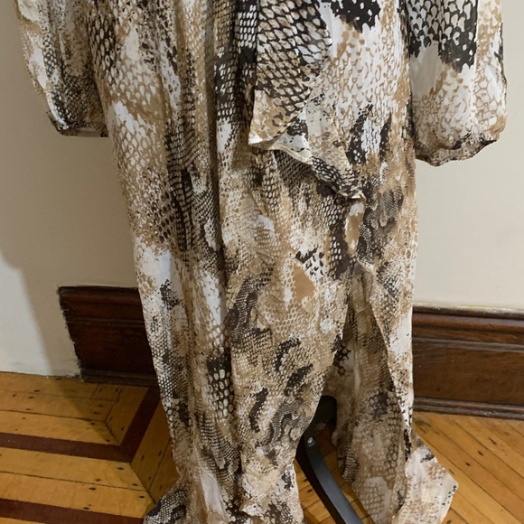 Snake Print Long Sleeve Dress - Picture 5 of 11